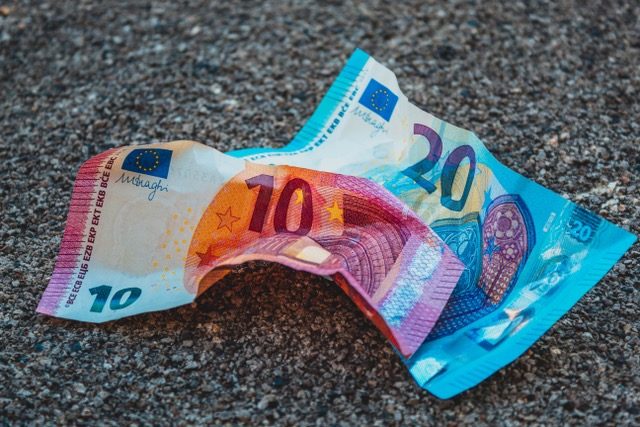Pomoc dla frankowiczów – nowy wyrok TSUE w sprawie kredytów frankowych.